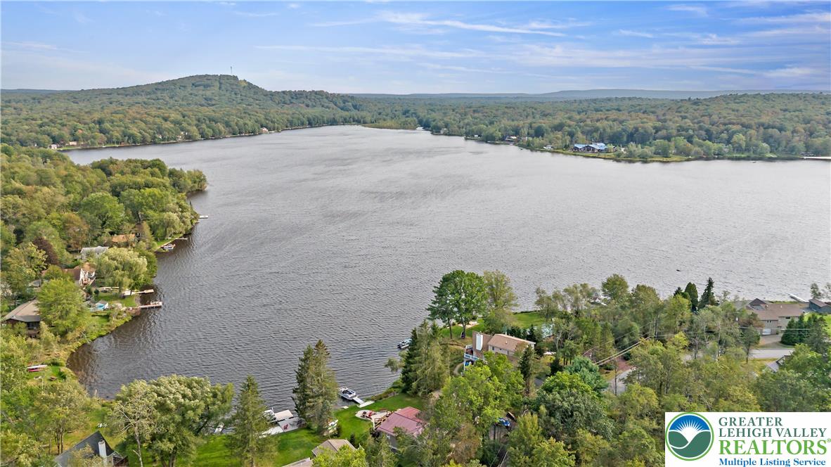 Coolbaugh Twp, Pennsylvania 18347, United States, 3 Bedrooms Bedrooms, ,2 BathroomsBathrooms,Residential,Active,205705