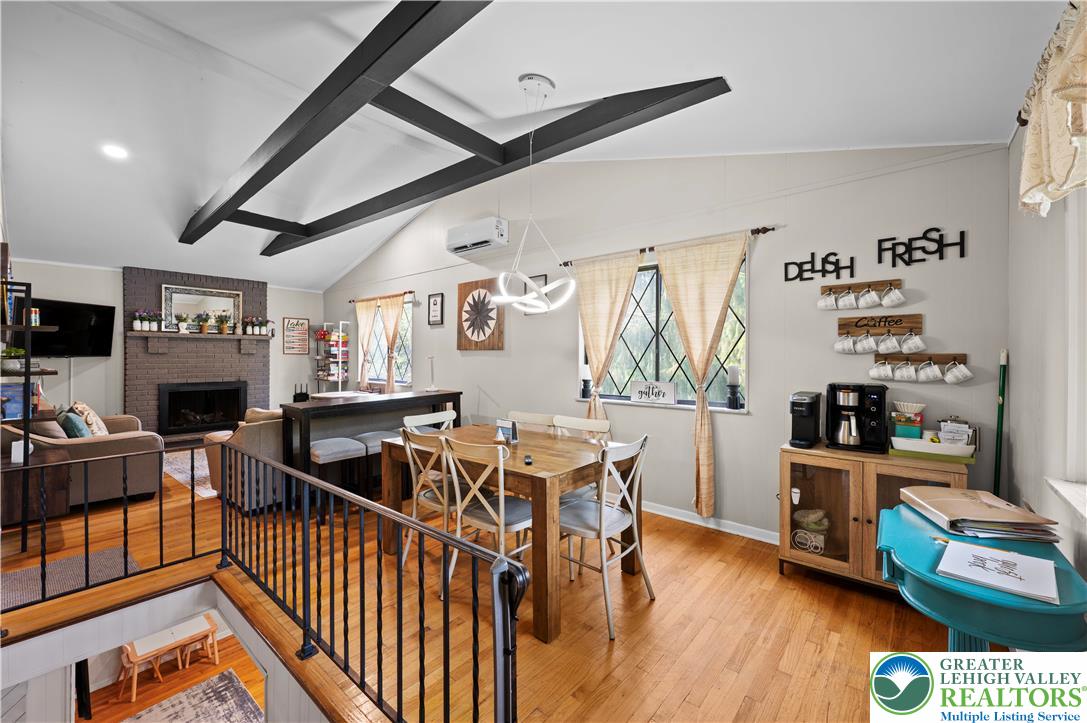 Coolbaugh Twp, Pennsylvania 18347, United States, 3 Bedrooms Bedrooms, ,2 BathroomsBathrooms,Residential,Active,205705