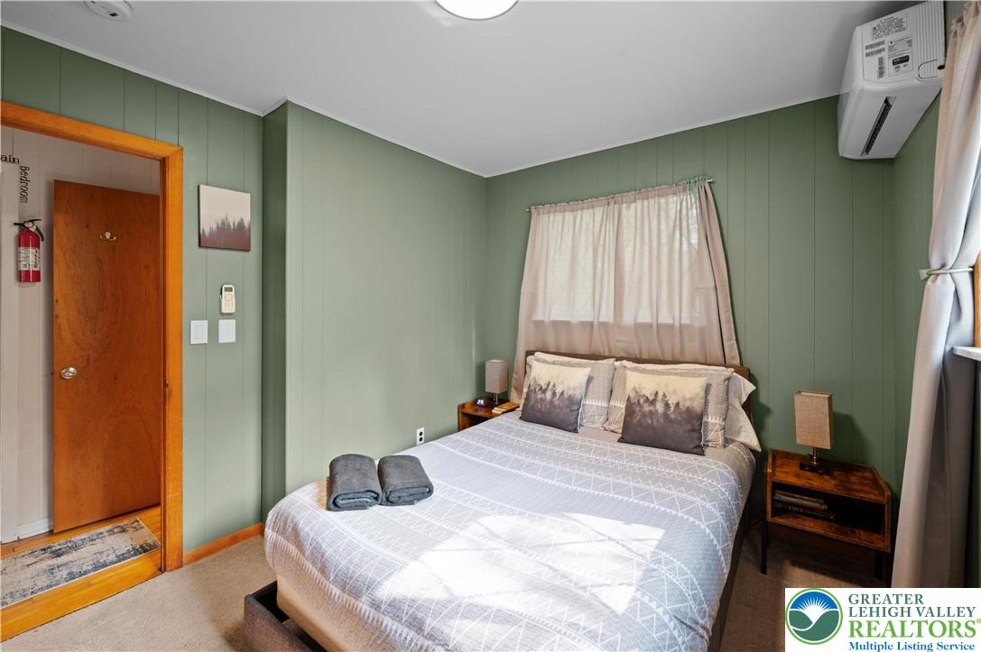 Coolbaugh Twp, Pennsylvania 18347, United States, 3 Bedrooms Bedrooms, ,2 BathroomsBathrooms,Residential,Active,205705