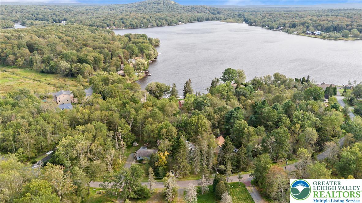 Coolbaugh Twp, Pennsylvania 18347, United States, 3 Bedrooms Bedrooms, ,2 BathroomsBathrooms,Residential,Active,205705