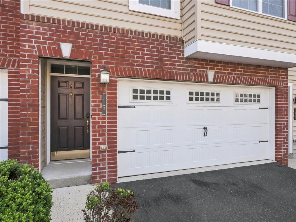 19 Rosy Ridge Court
