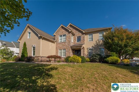 Photo of 1674 Red Oak Lane, Macungie, PA 18062 (MLS # 766258) Photo of 1674 Red Oak Lane, Macungie, PA 18062 (MLS # 766258)