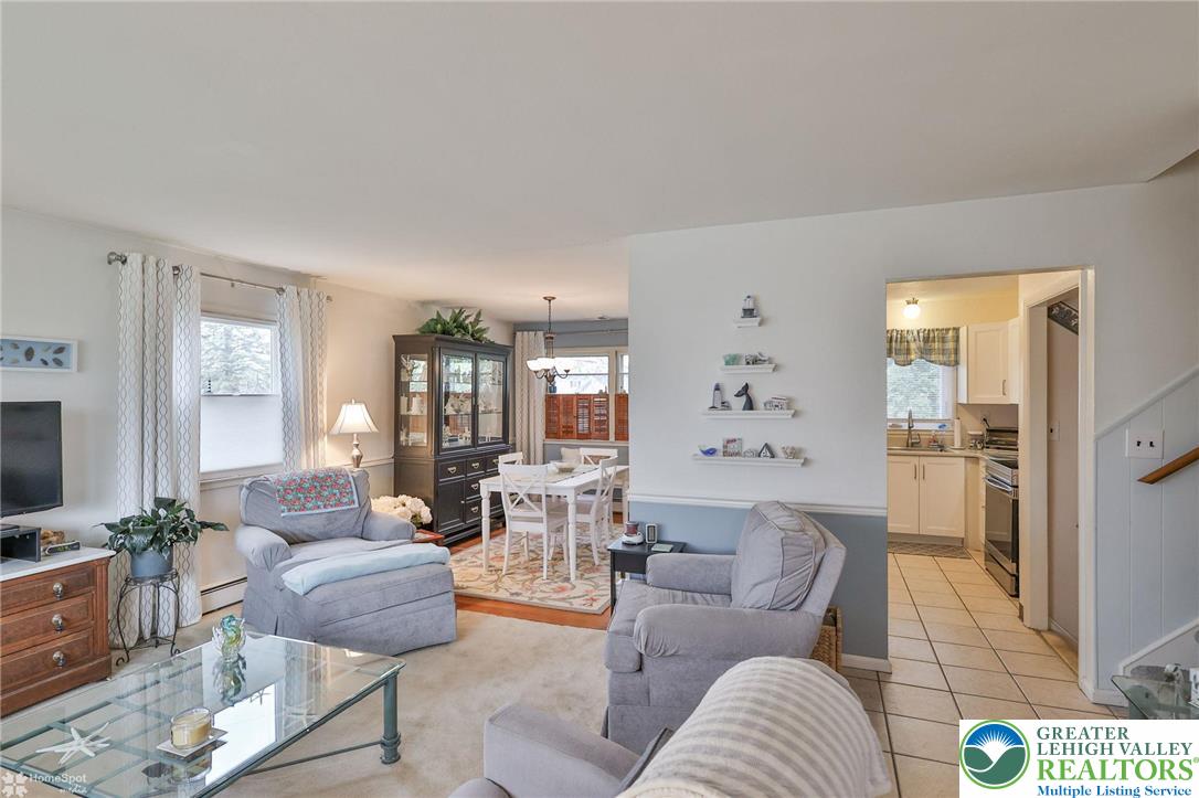 1961 Ravenwood Drive