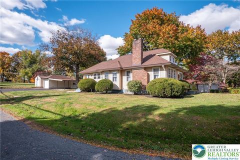 Photo of 2730 Farmersville Road, Bethlehem, PA 18020 (MLS # 768021)