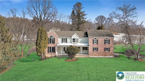 Homes For Sale - 15 Spring Water Court<br/> Northampton County, Easton, PA 18042