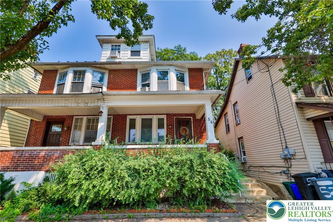 54 W Goepp Street