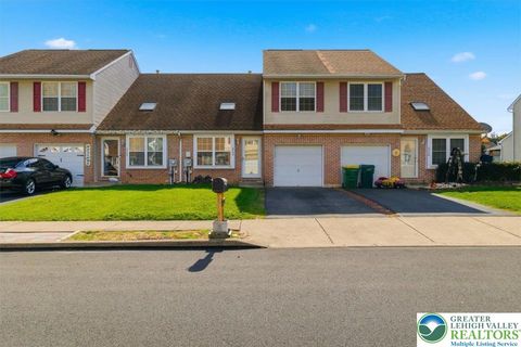 Photo of 2734 Tamlynn Lane, Palmer Twp, PA 18045 (MLS # 767336) Photo of 2734 Tamlynn Lane, Palmer Twp, PA 18045 (MLS # 767336)