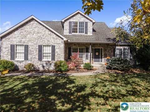 Photo of 78 Morningside Drive, Palmer Twp, PA 18045 (MLS # 766831) Photo of 78 Morningside Drive, Palmer Twp, PA 18045 (MLS # 766831)