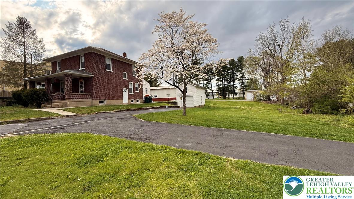 3241 Freemansburg Avenue