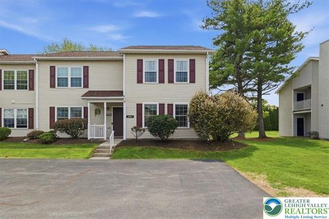 Photo of 602 Briarwood Drive #A, Bethlehem Twp, PA 18020 (MLS # 775415)