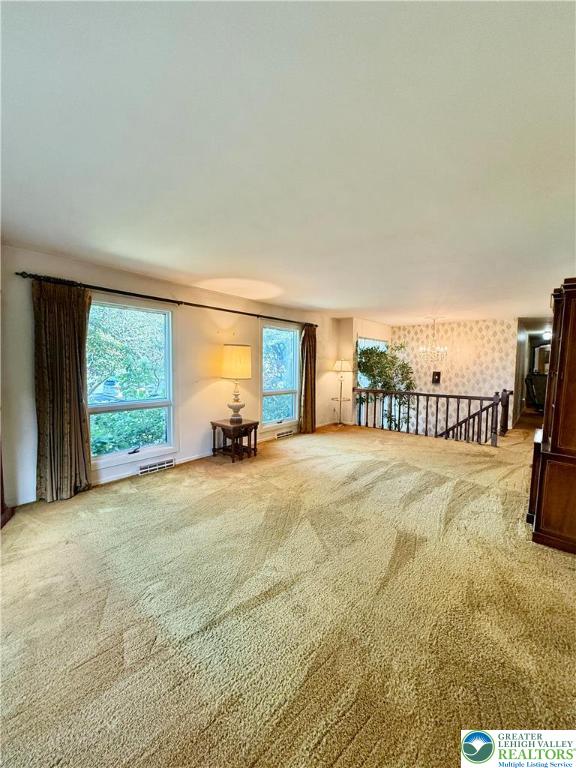 Lower Macungie Twp, Pennsylvania 18103, United States, 6 Bedrooms Bedrooms, ,3 BathroomsBathrooms,Residential,Pending,208853