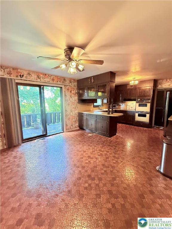 Lower Macungie Twp, Pennsylvania 18103, United States, 6 Bedrooms Bedrooms, ,3 BathroomsBathrooms,Residential,Pending,208853