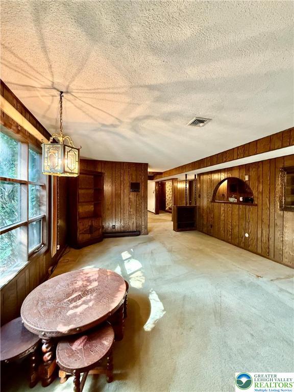 Lower Macungie Twp, Pennsylvania 18103, United States, 6 Bedrooms Bedrooms, ,3 BathroomsBathrooms,Residential,Pending,208853