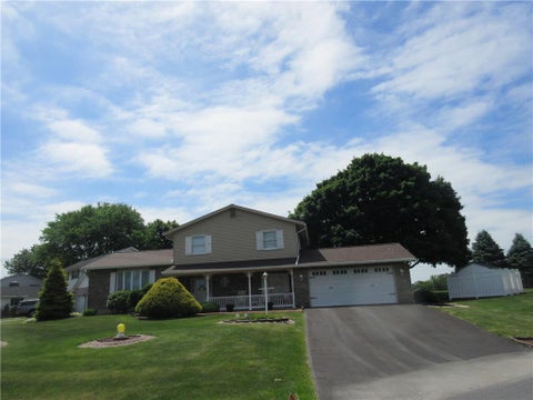 Homes For Sale - 531 Mountain View Road<br/> Lower Nazareth Twp, PA 18064