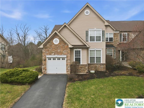 Townhouse For Sale - 1751 Big Ridge Drive<br/> East Stroudsburg, PA 18302