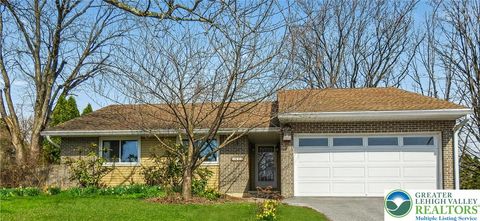 Photo of 625 Luella Drive, Kutztown Boro, PA 19530 (MLS # 774087)