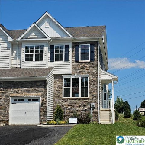 Photo of 625 Fountain View Circle #10, Macungie, PA 18104 (MLS # 739372) Photo of 625 Fountain View Circle #10, Macungie, PA 18104 (MLS # 739372)