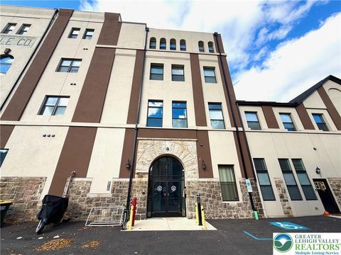Photo of 810 Monocacy Street #302, Bethlehem, PA 18018 (MLS # 772905)