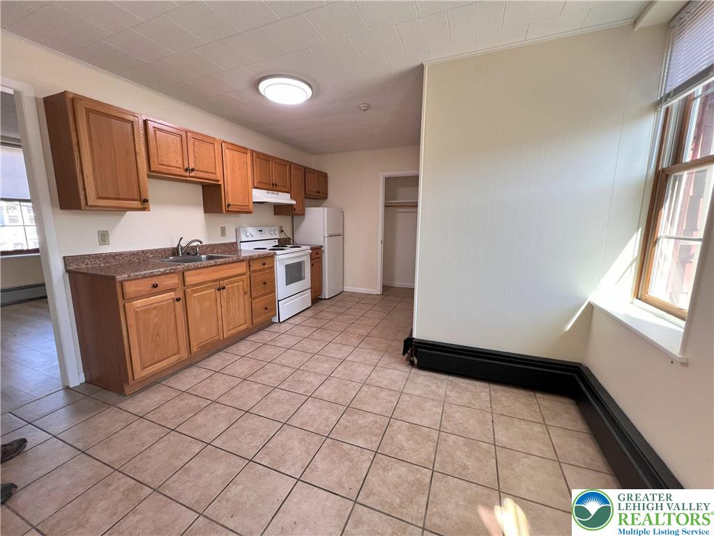 601 Walnut Avenue 6