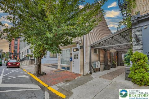 Photo of 237 Ferry Street, Easton, PA 18042 (MLS # 763449) Photo of 237 Ferry Street, Easton, PA 18042 (MLS # 763449)