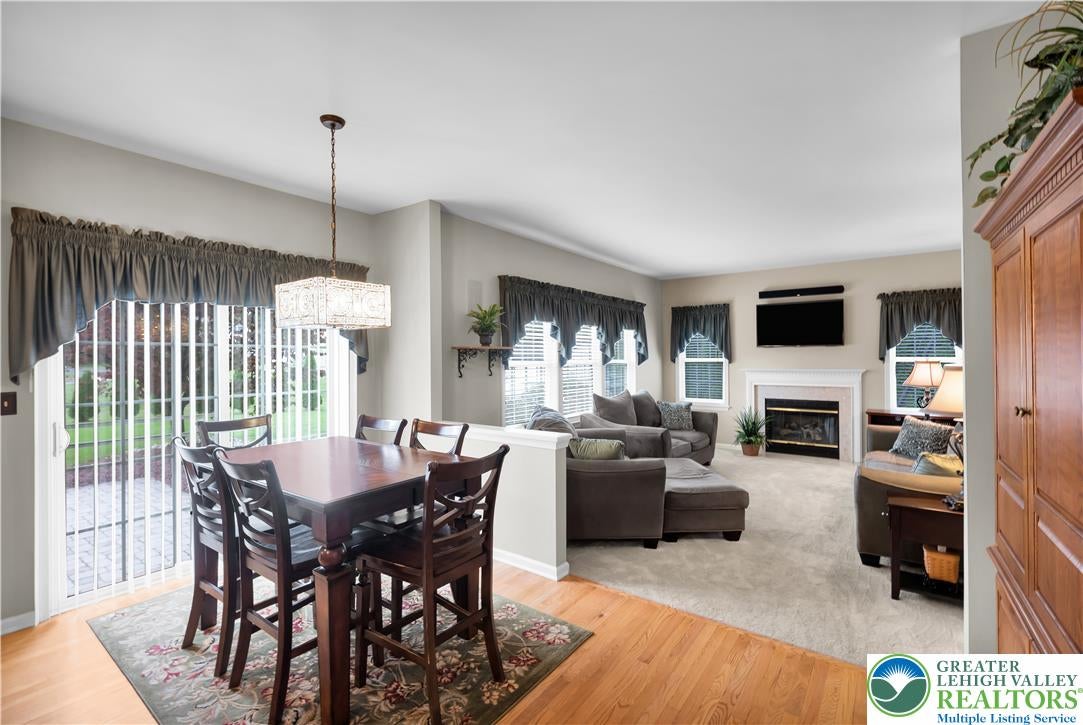 1263 Crofton Drive