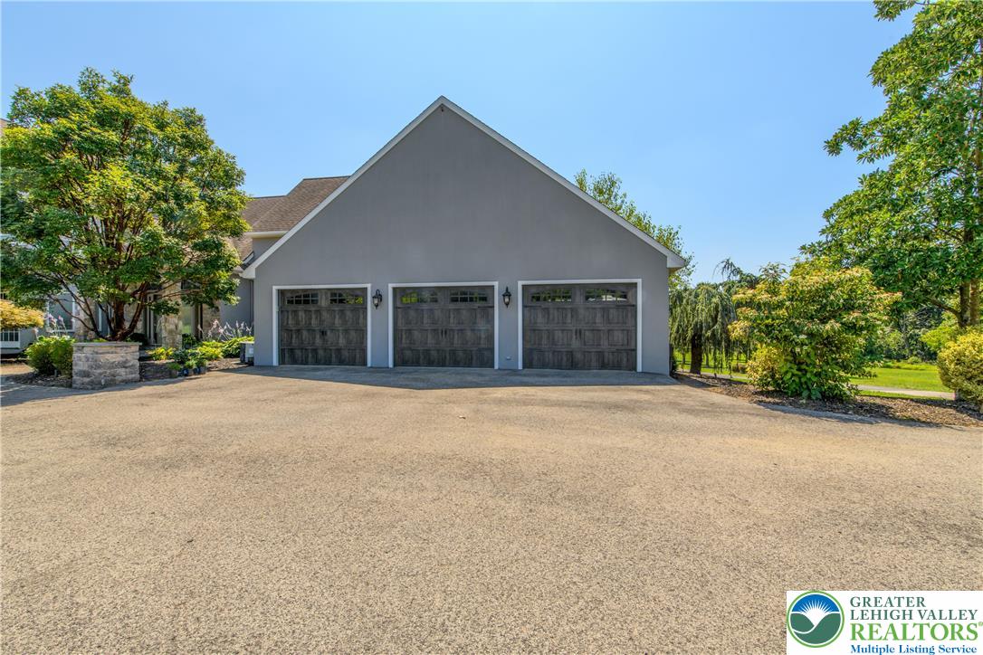 Upper Hanover Twp, Pennsylvania, 18041, United States, 7 Bedrooms Bedrooms, ,9 BathroomsBathrooms,Residential,Active,2023436