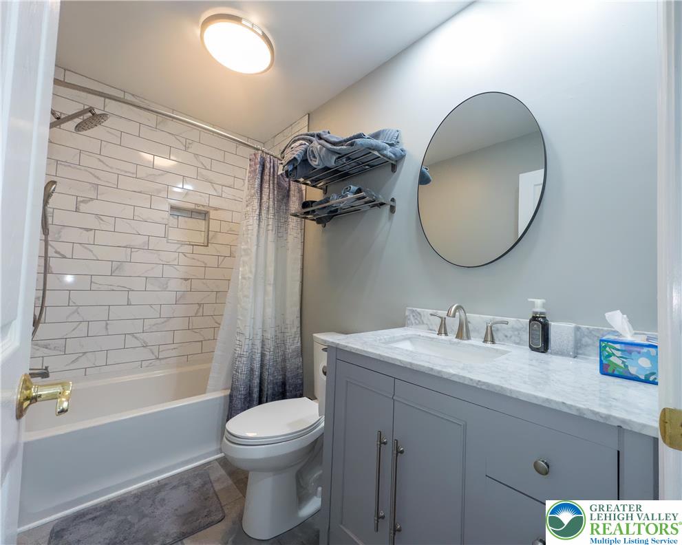 Upper Hanover Twp, Pennsylvania, 18041, United States, 7 Bedrooms Bedrooms, ,9 BathroomsBathrooms,Residential,Active,2023436
