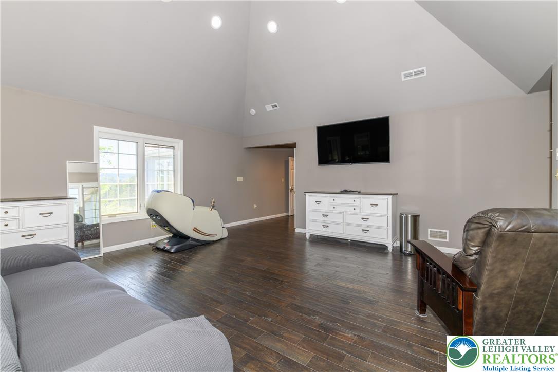 Upper Hanover Twp, Pennsylvania, 18041, United States, 7 Bedrooms Bedrooms, ,9 BathroomsBathrooms,Residential,Active,2023436