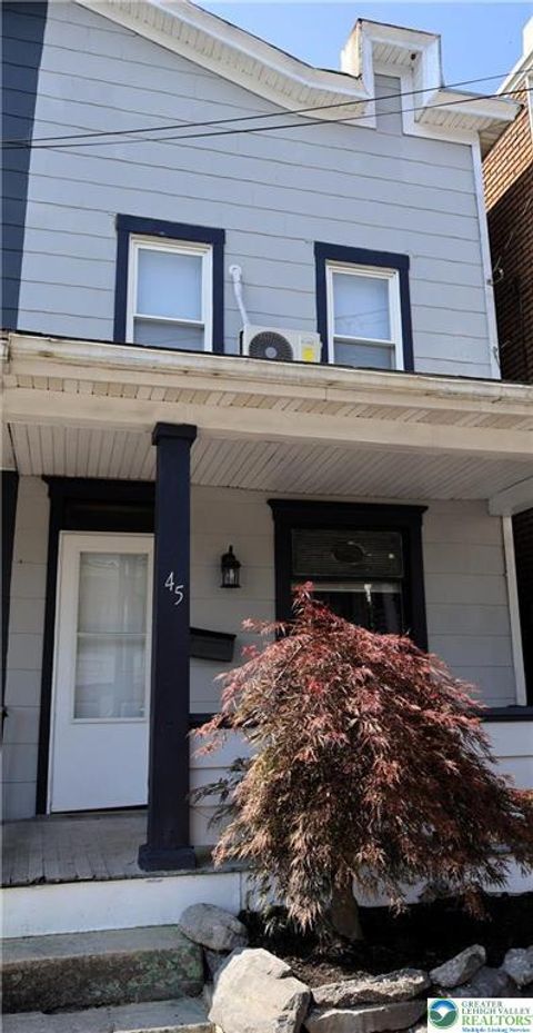 Photo of 45 E Howard Avenue, Coaldale Boro, PA 18218 (MLS # 767049) Photo of 45 E Howard Avenue, Coaldale Boro, PA 18218 (MLS # 767049)