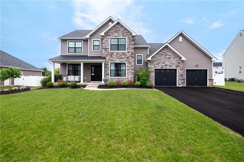 Photo of 1011 Phyllis Place, Palmer Twp, PA 18045 (MLS # 778132)