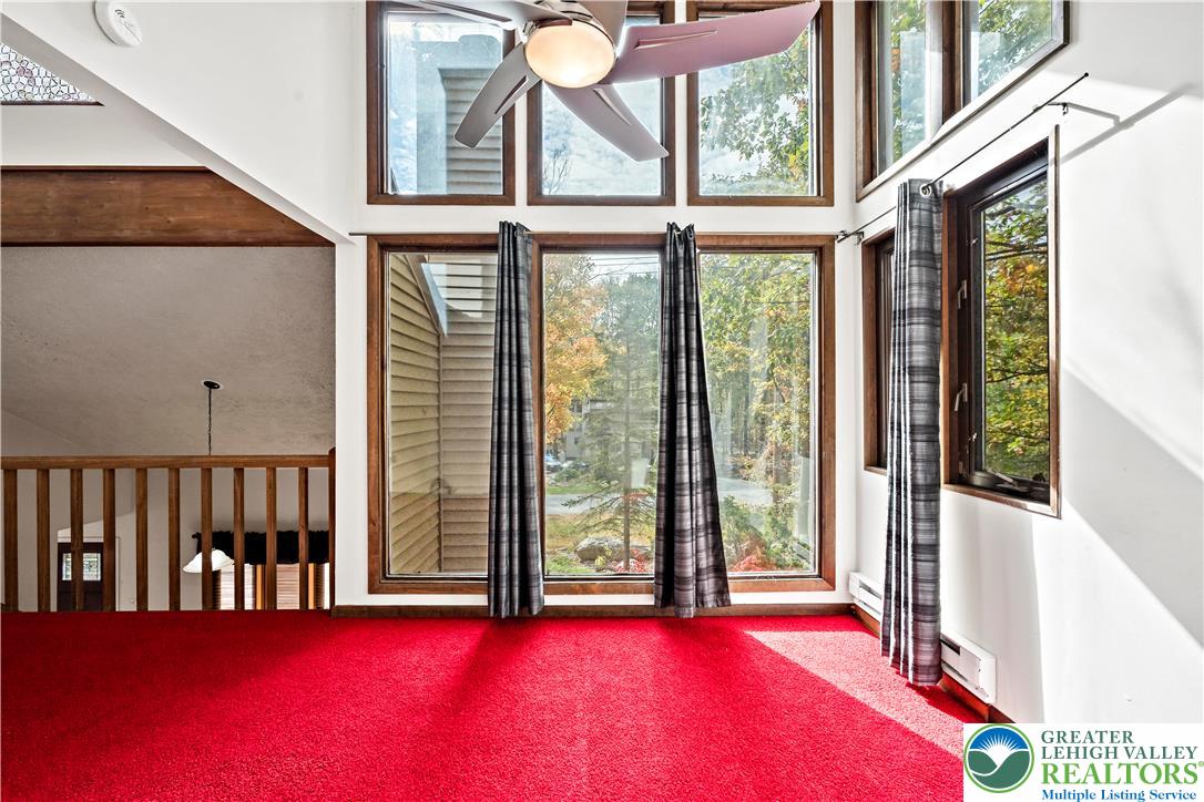 Stroud Twp, Pennsylvania 18301, United States, 5 Bedrooms Bedrooms, ,2 BathroomsBathrooms,Residential,Active,142115