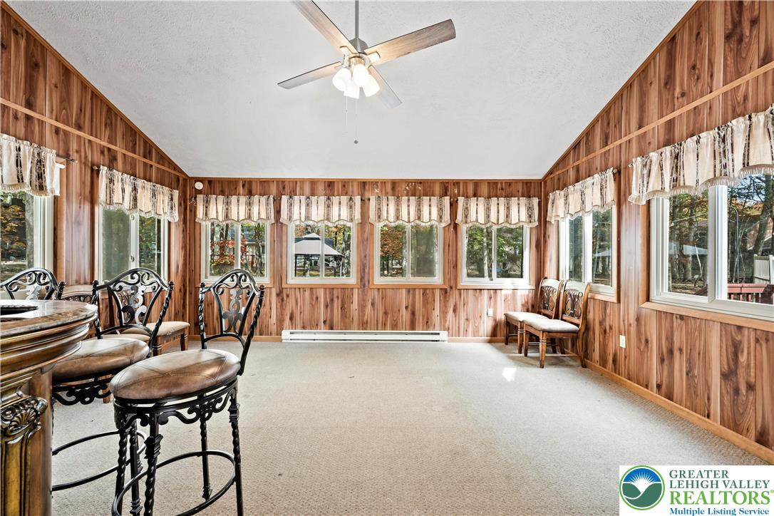 Stroud Twp, Pennsylvania 18301, United States, 5 Bedrooms Bedrooms, ,2 BathroomsBathrooms,Residential,Active,142115