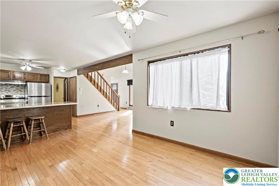 Stroud Twp, Pennsylvania 18301, United States, 5 Bedrooms Bedrooms, ,2 BathroomsBathrooms,Residential,Active,142115