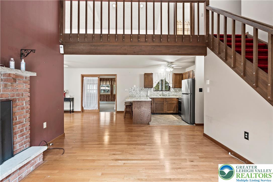 Stroud Twp, Pennsylvania 18301, United States, 5 Bedrooms Bedrooms, ,2 BathroomsBathrooms,Residential,Active,142115