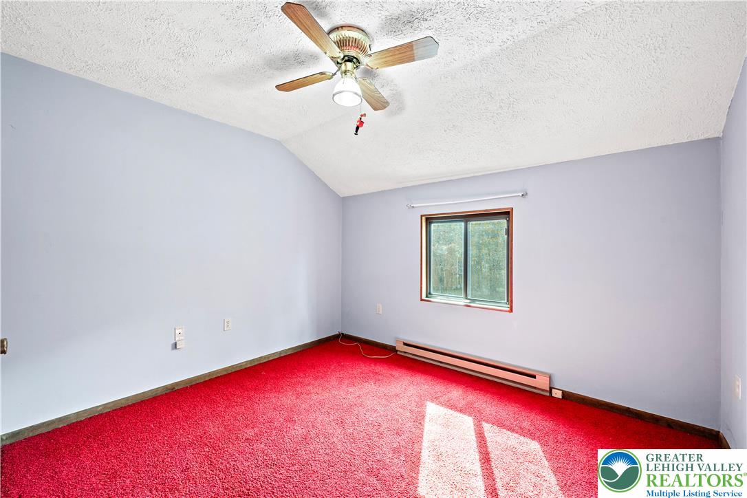 Stroud Twp, Pennsylvania 18301, United States, 5 Bedrooms Bedrooms, ,2 BathroomsBathrooms,Residential,Active,142115