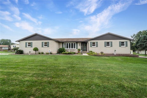Homes For Sale - 5728 Pheasant Road<br/> East Allen Twp, PA 18017