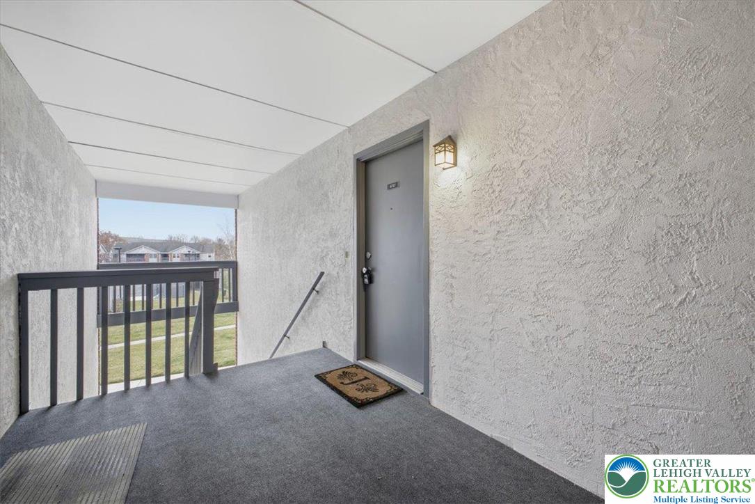 Hanover Twp, Pennsylvania 18017, United States, 2 Bedrooms Bedrooms, ,2 BathroomsBathrooms,Residential,Active,254552