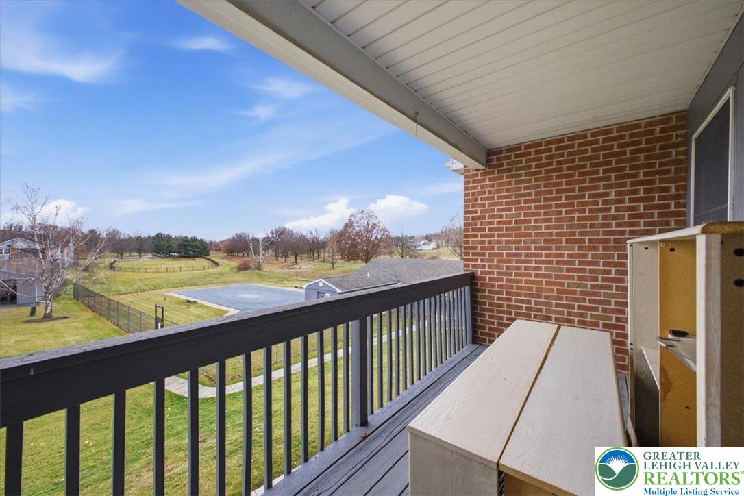 Hanover Twp, Pennsylvania 18017, United States, 2 Bedrooms Bedrooms, ,2 BathroomsBathrooms,Residential,Active,254552