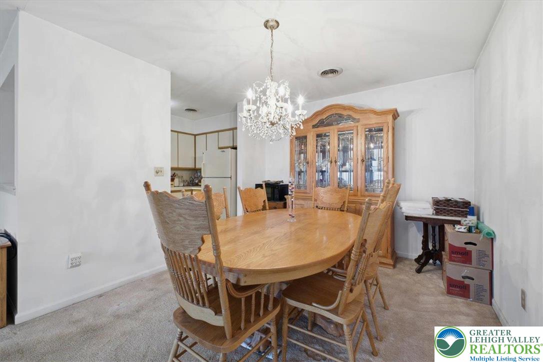 Hanover Twp, Pennsylvania 18017, United States, 2 Bedrooms Bedrooms, ,2 BathroomsBathrooms,Residential,Active,254552