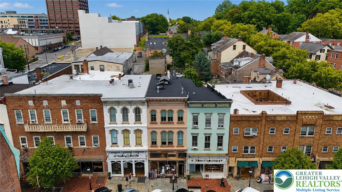 516 Main Street