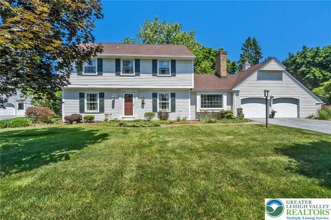 Photo of 2838 Edgemont Drive, Salisbury Twp, PA 18103 (MLS # 777732)