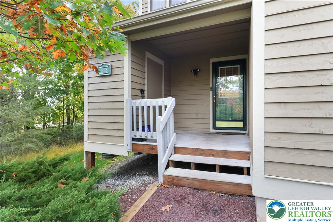 142 Pine Court