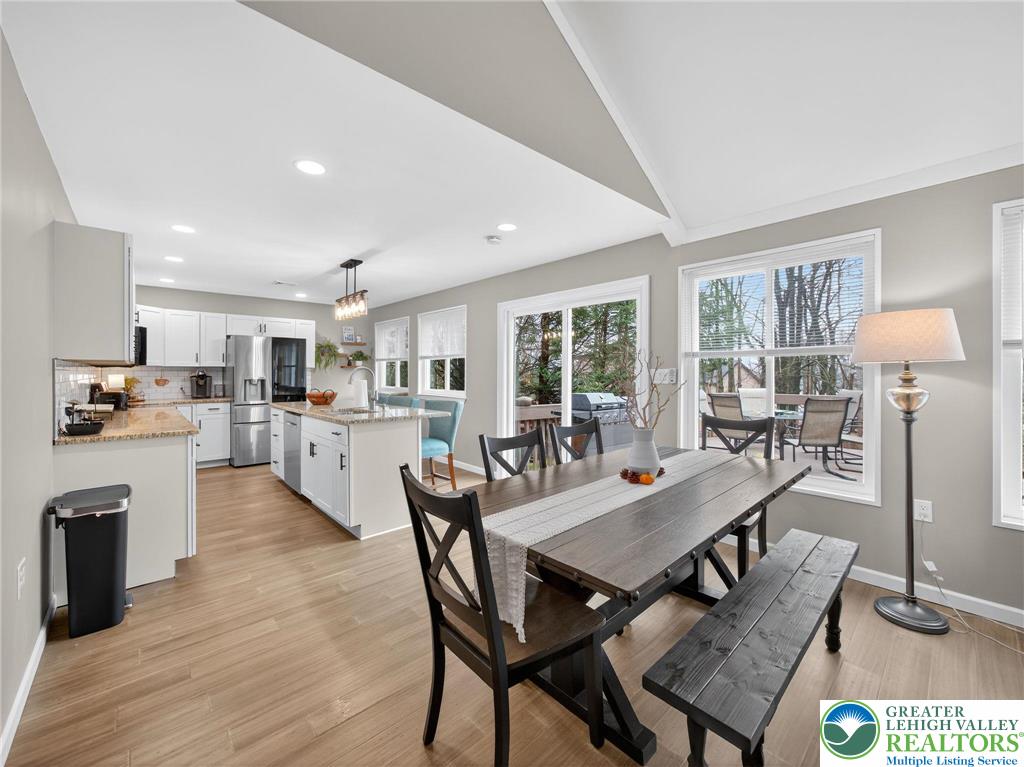 Tobyhanna Twp, Pennsylvania 18334, United States, 3 Bedrooms Bedrooms, ,1 BathroomBathrooms,Residential,Active,242234