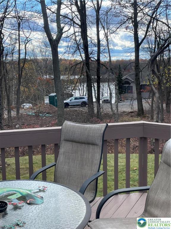 Tobyhanna Twp, Pennsylvania 18334, United States, 3 Bedrooms Bedrooms, ,1 BathroomBathrooms,Residential,Active,242234