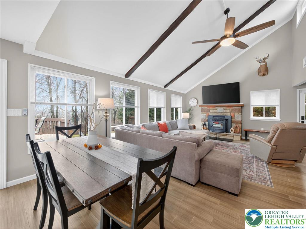 Tobyhanna Twp, Pennsylvania 18334, United States, 3 Bedrooms Bedrooms, ,1 BathroomBathrooms,Residential,Active,242234