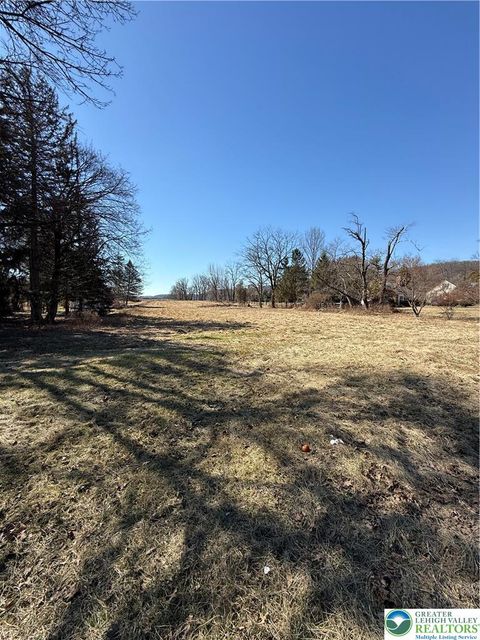 Photo of 3378 Lanark Road, Upper Saucon Twp, PA 18036 (MLS # 772913)