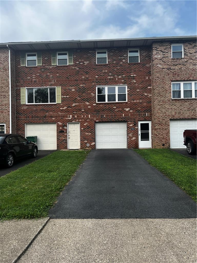3113 Lucas Drive