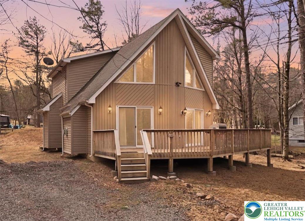 48 Hunt Trail