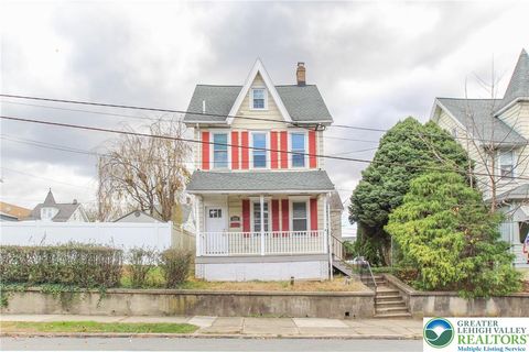 Photo of 1522 Center Street #1, Bethlehem, PA 18018 (MLS # 768182)