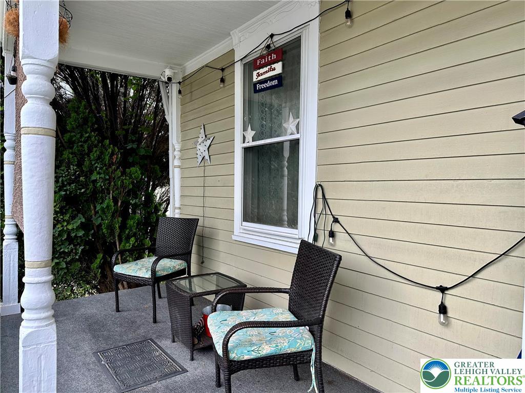 Northampton Boro, Pennsylvania 18067, United States, 4 Bedrooms Bedrooms, ,2 BathroomsBathrooms,Residential,Active,168039